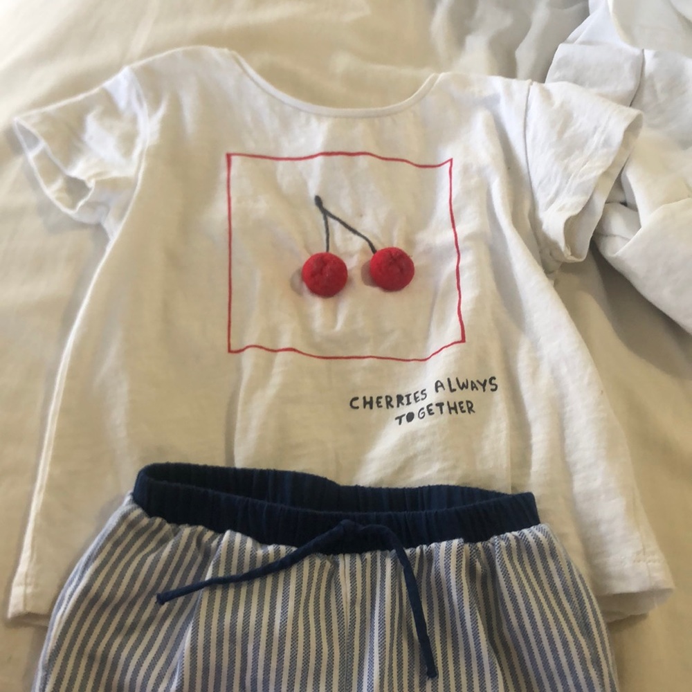 Zara 🍒 marching set